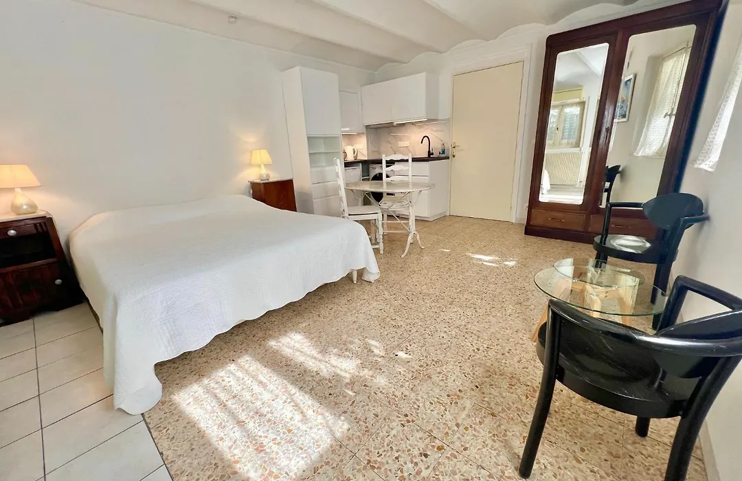 Residence La Villa Leonie-1
